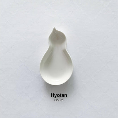 Hasami Porcelain Lucky Charm Mamezara - Nagamochi Shop