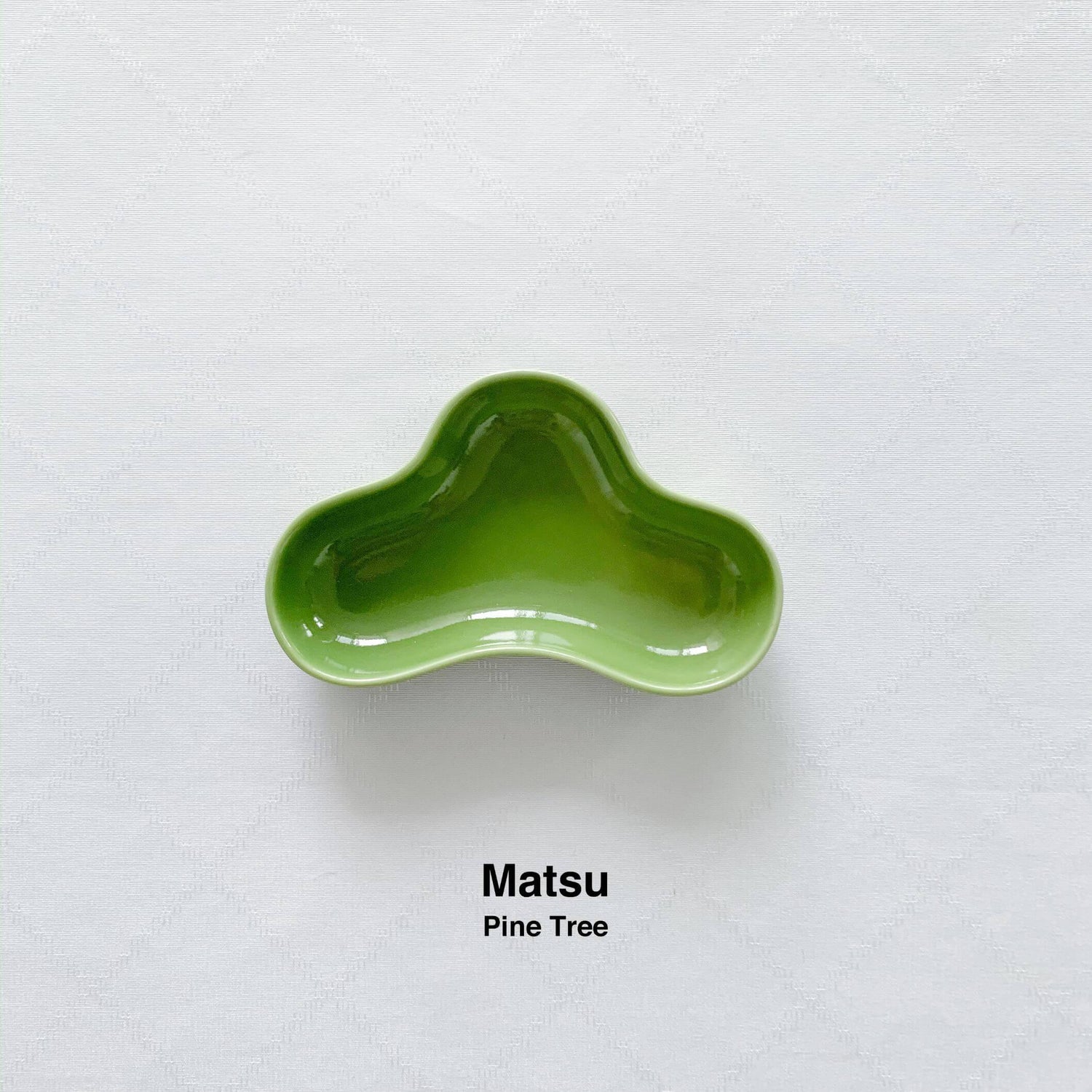 Hasami Porcelain Lucky Charm Mamezara - Nagamochi Shop