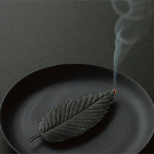 Load image into Gallery viewer, Paper Incense HA KO - Black, Set of 6 (Relax)お香Nagamochi Shop
