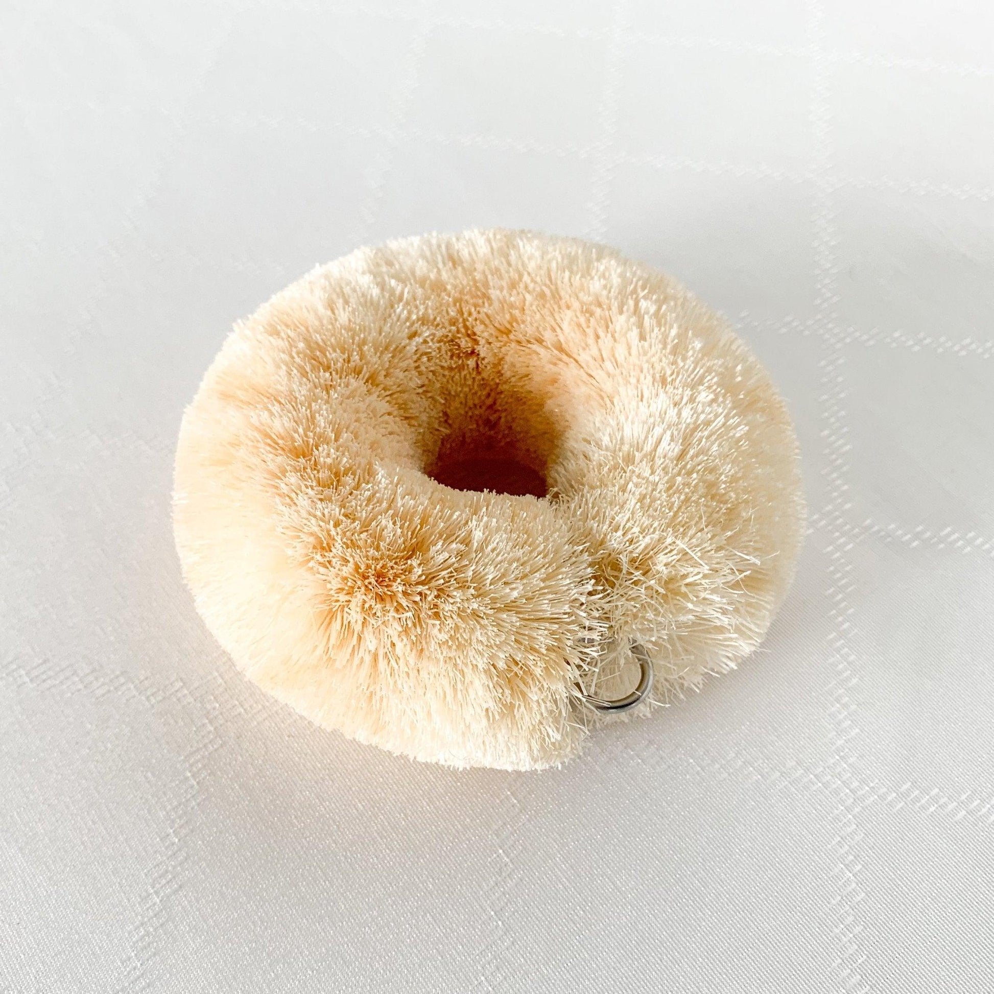 Soft White Scrubber (S) / KAMENOKO TAWASHI - Nagamochi Shop