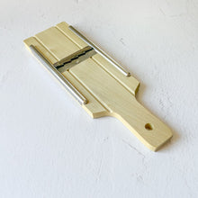 Load image into Gallery viewer, Vegetable Mandoline Slicer [10mm wide shreds]Kitchen toolNagamochi Shop
