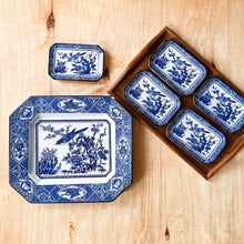 Load image into Gallery viewer, Vintage Arita Porcelain Square Plates SetNagamochi Shop
